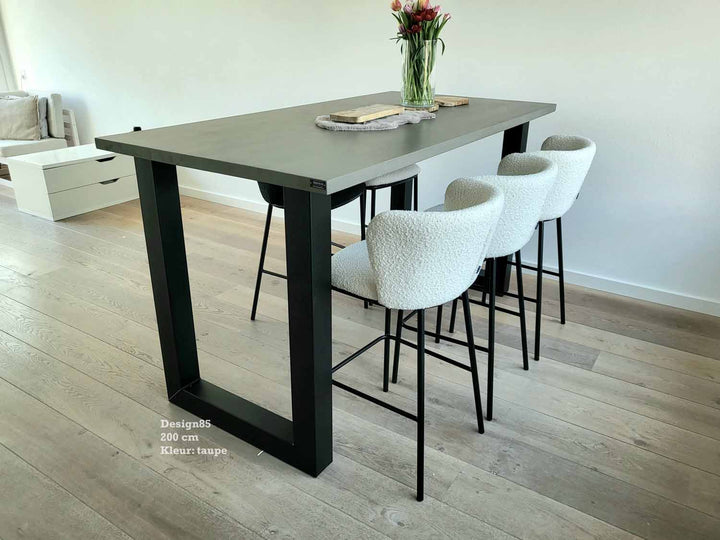 Bartafel als ruimteverdeler tussen keuken en woonkamer: slim en stijlvol