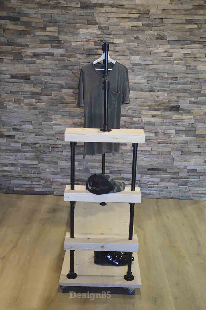 Steigerbuis kledingrek vintage