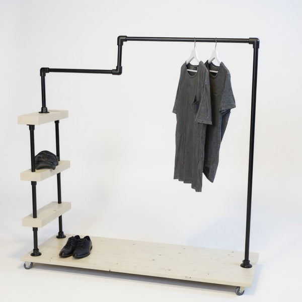 Houten Kledingrek Eigentijds