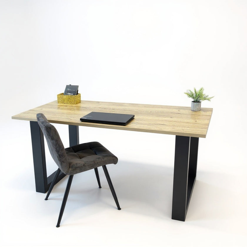 Industrieel bureau Thuis