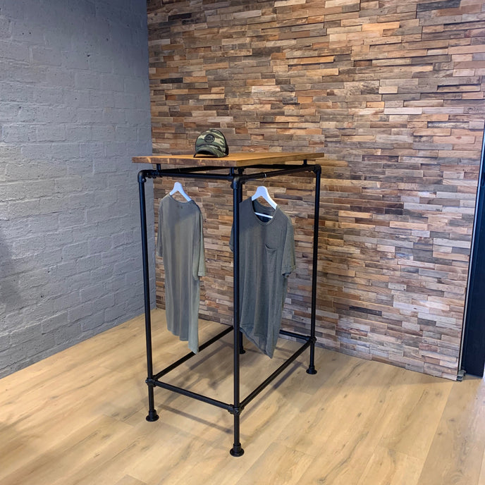 Houten kledingrek Strak