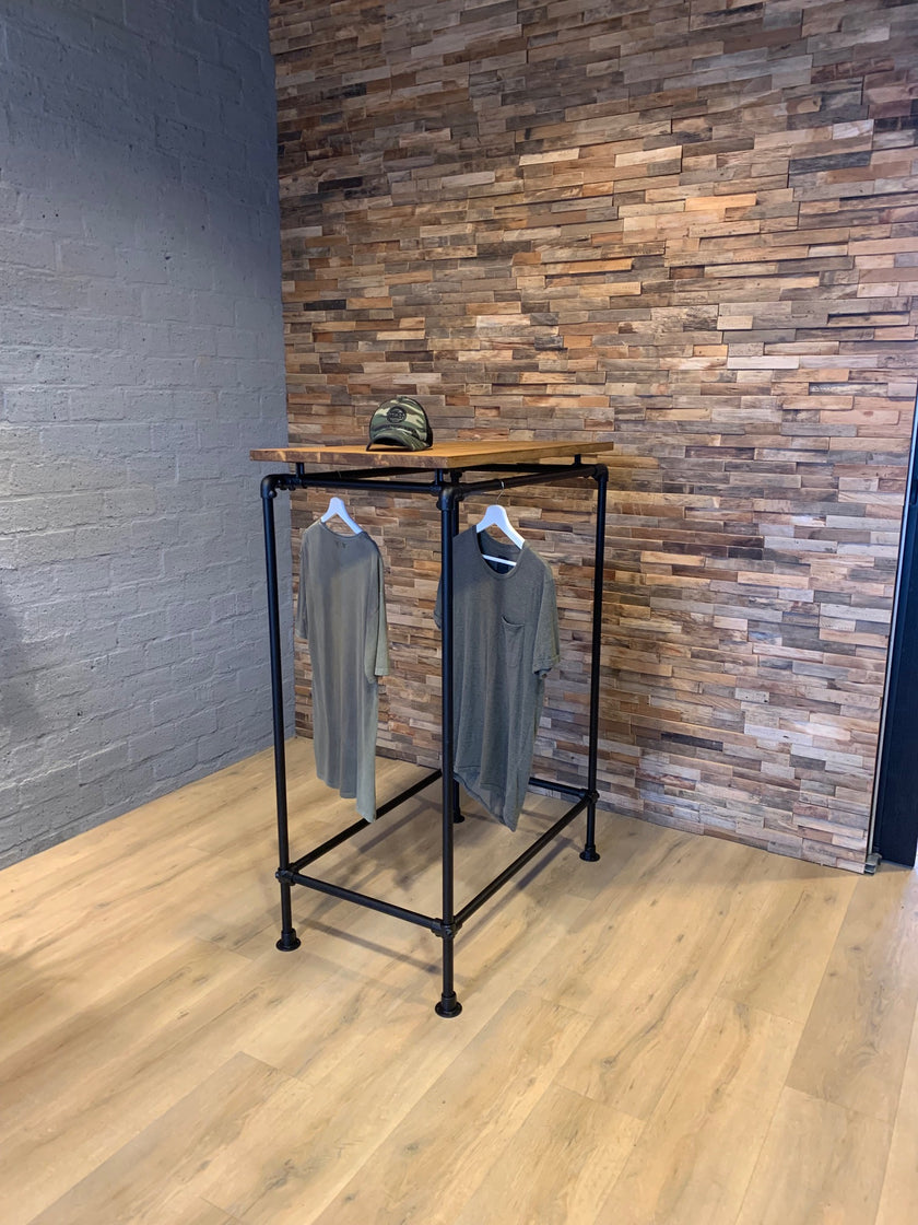 Houten kledingrek Strak