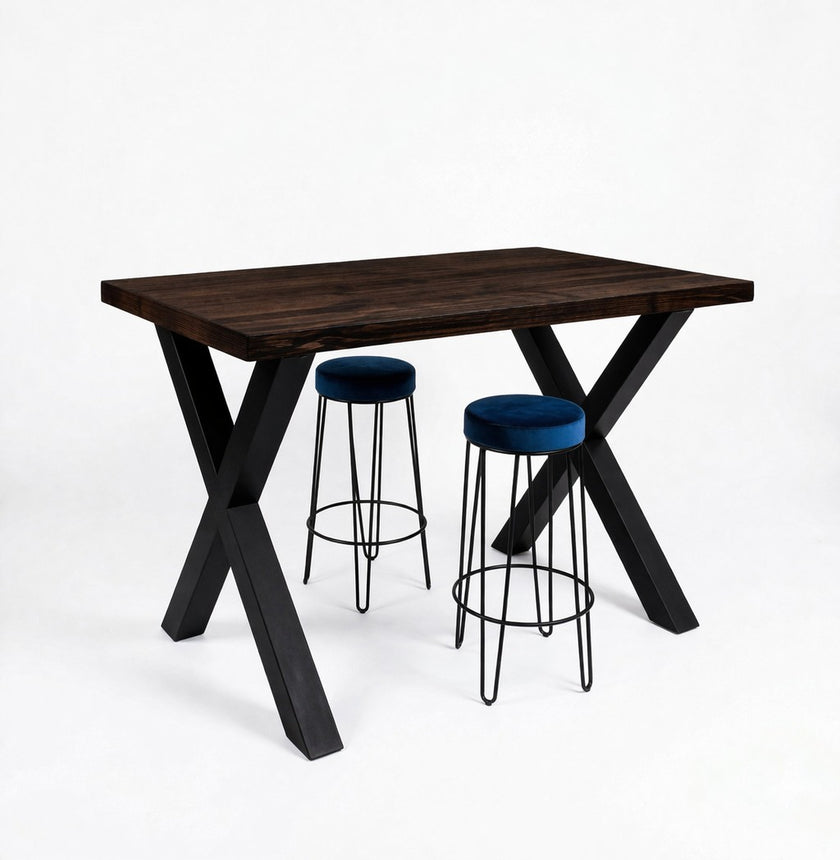 bartafel Tuin voor buiten met douglas hout en stalen X-frame op witte achtergrond