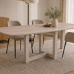 eettafel deens ovaal rune met een blad en poot in de kleur white