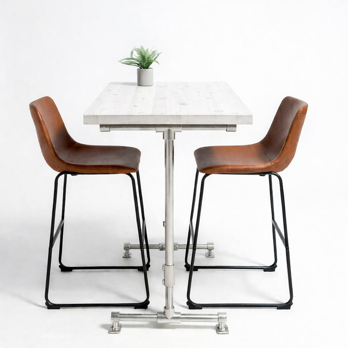 Hoge bartafel Los Angeles met wit houten tafelblad en robuust centraal onderstel van zilverkleurige steigerbuizen.