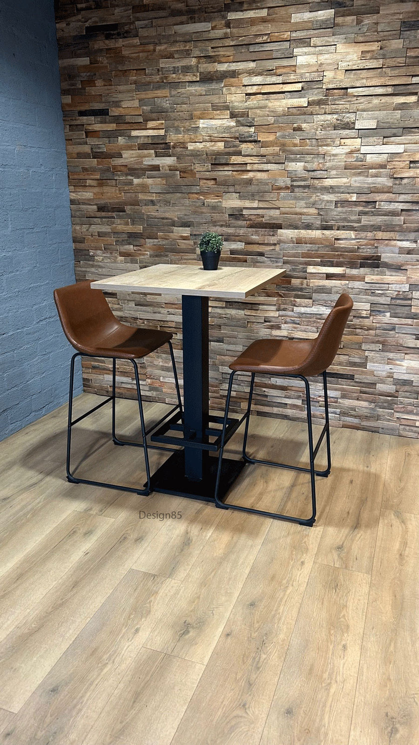 Industriële hoge bartafel Miami met twee bruine barkrukken