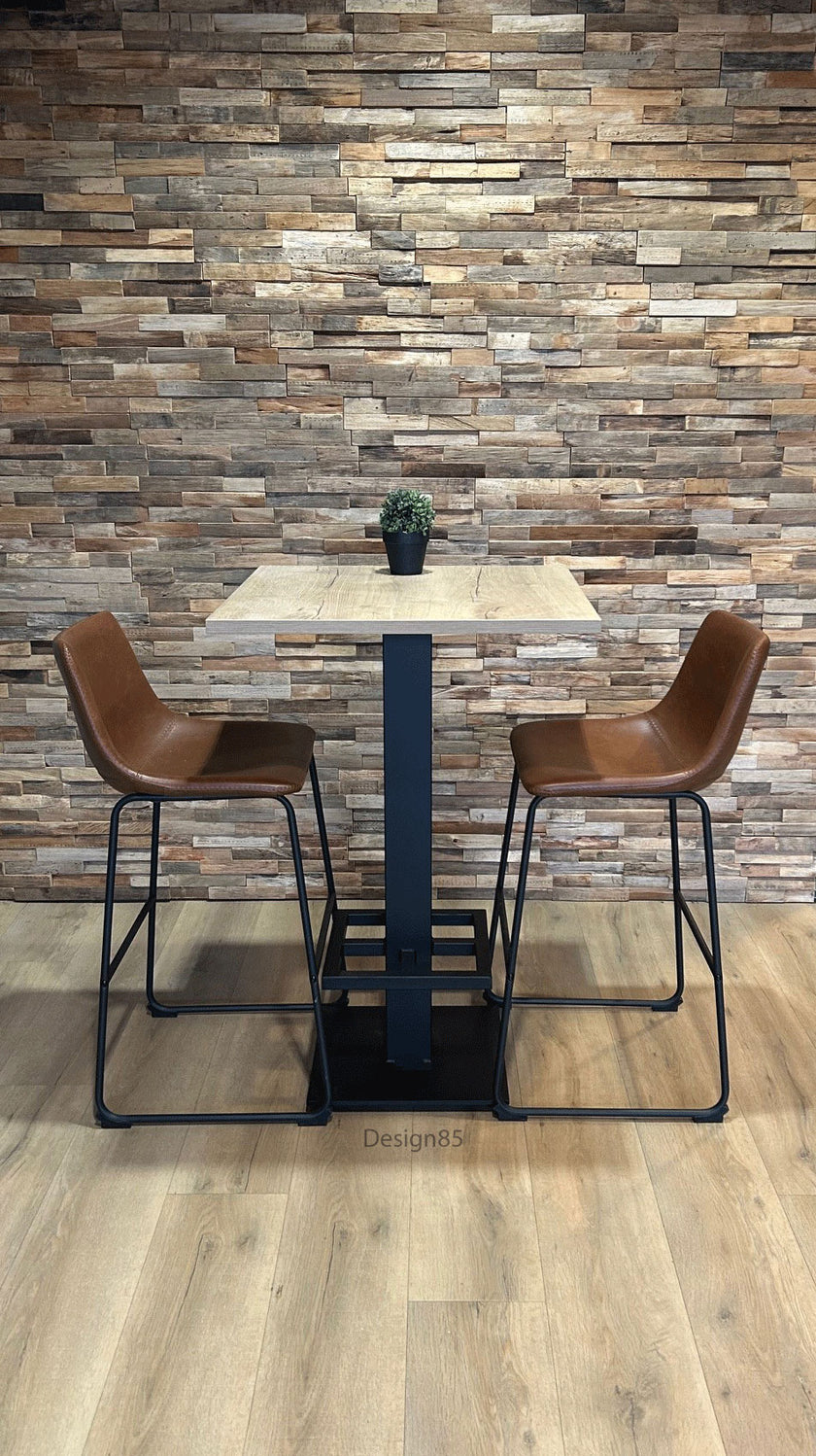 Hoge bartafel Miami met houten blad en zwart stalen onderstel