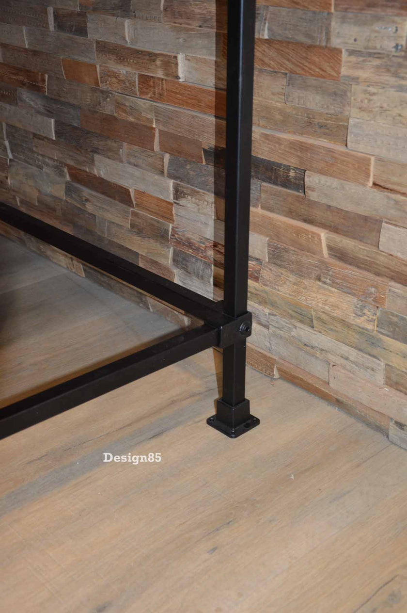 Industrieel bureau Vierkant