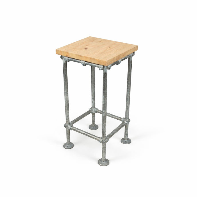 industriele barkruk buiten met een douglas zitting 