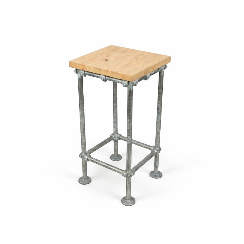 industriele barkruk buiten met een douglas zitting 