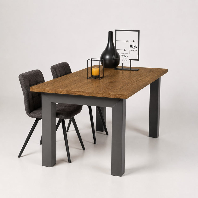 Industriële eiken eettafel Hagel sand met warm eiken tafelblad en antraciet metalen poten