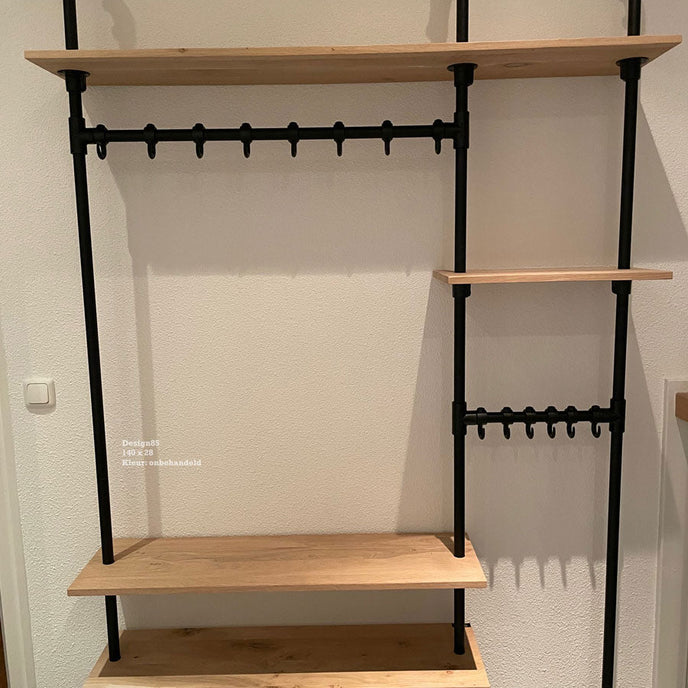 Industriële kapstok Stralend