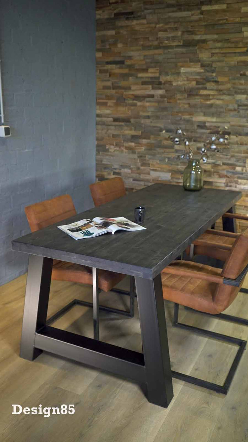 Industriële steigerhout eettafel Regenwoud