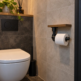 industriele wc rolhouder deluxe in een moderne wc.