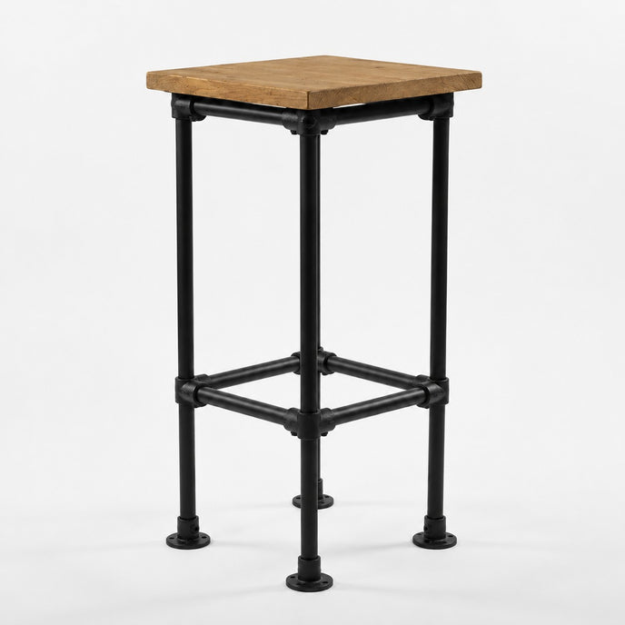 Moderne steigerbuis barkruk zwart met minimalistisch design en stevige constructie