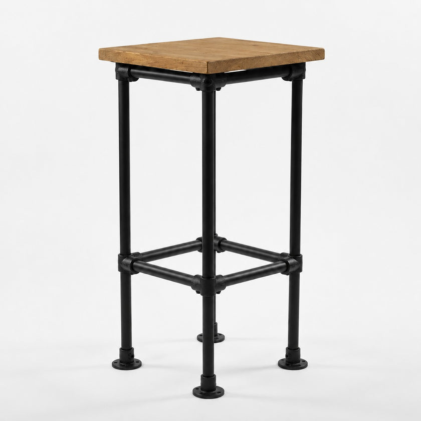 Moderne steigerbuis barkruk zwart met minimalistisch design en stevige constructie