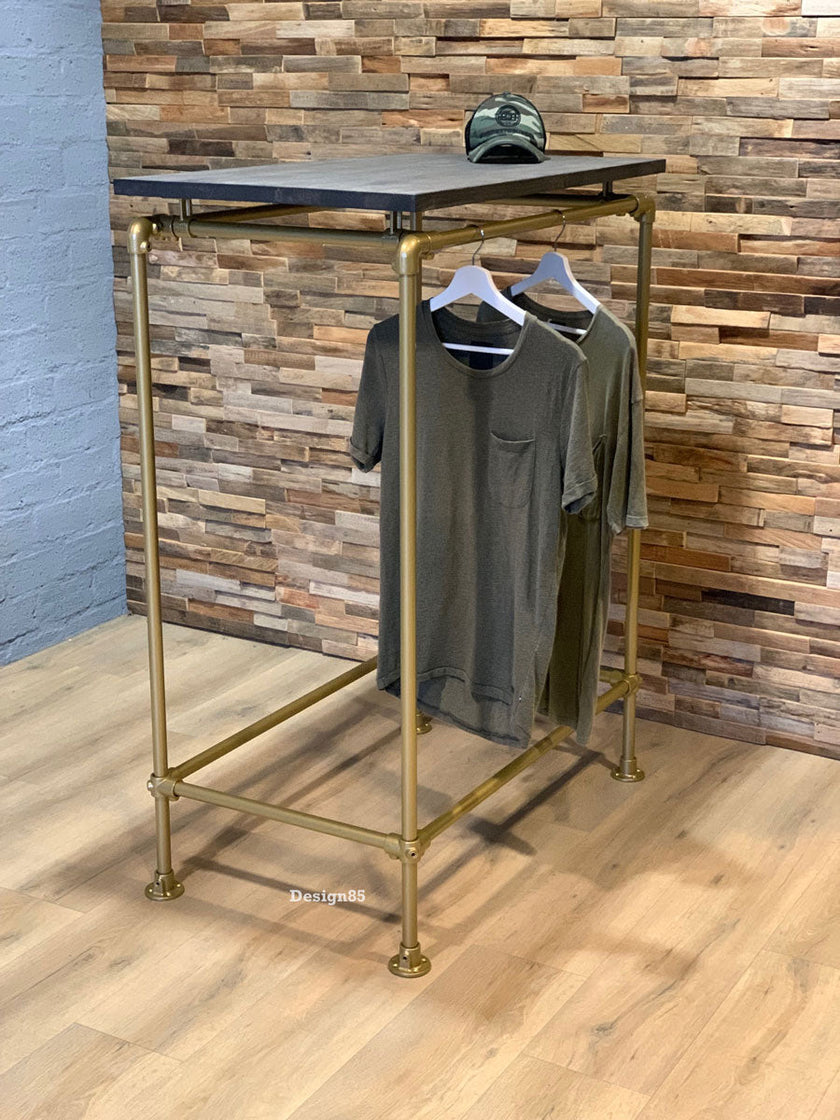 Steigerbuis kledingrek Goud