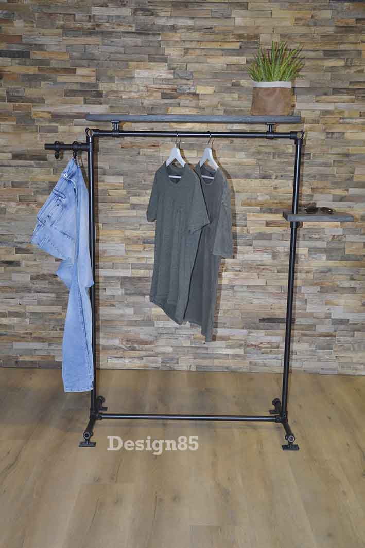 Steigerbuis kledingrek Hot