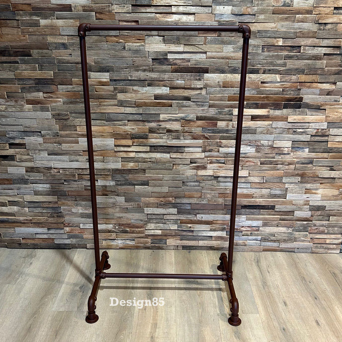 Steigerbuis Kledingrek Koper