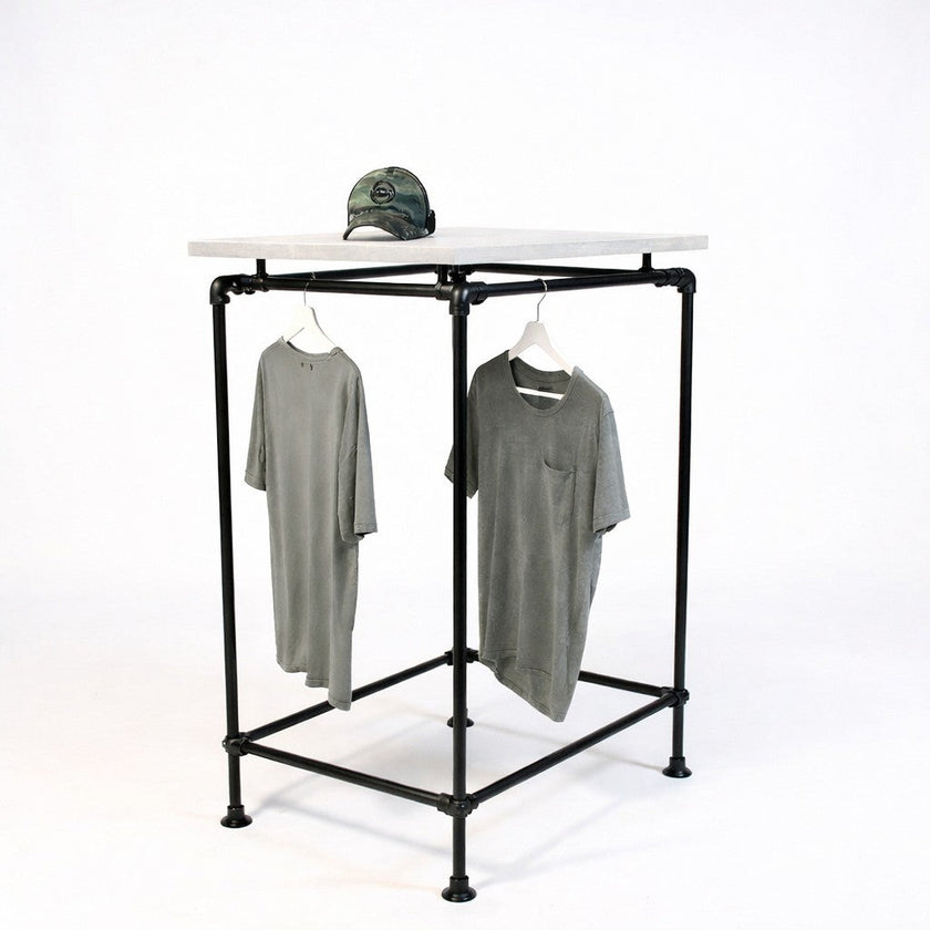 Steigerbuis kledingrek Pikant