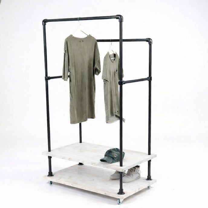 Steigerbuis kledingrek Winkel